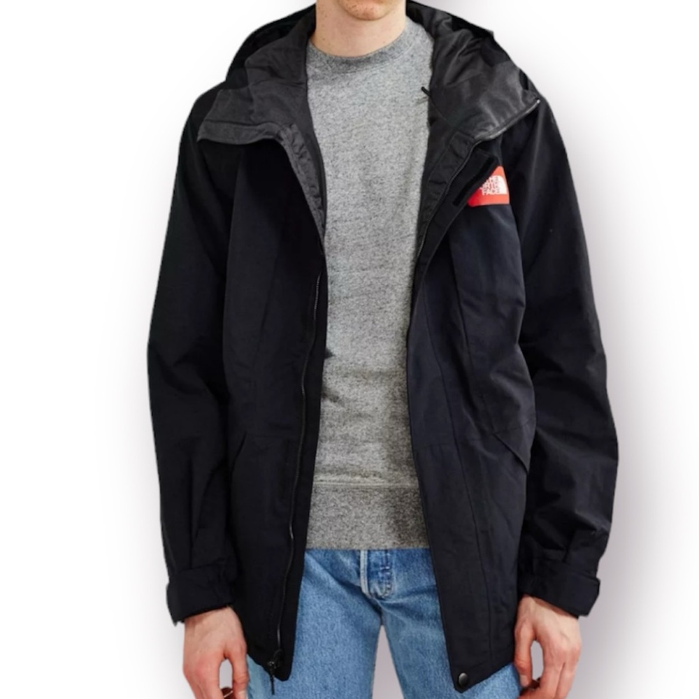 The North Face HYVENT Turn It Up Jacket black size medium men WATERPROOF